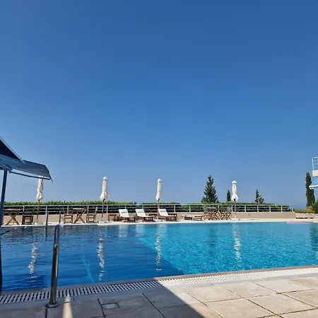 Mira Maizonettes Lefkada City