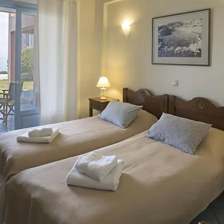 Aparthotel Mira Maizonettes 4*